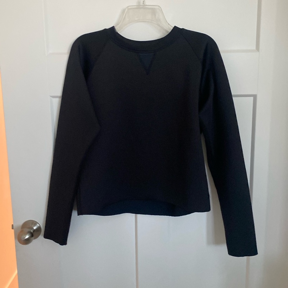 Albion Neo Crop Black
